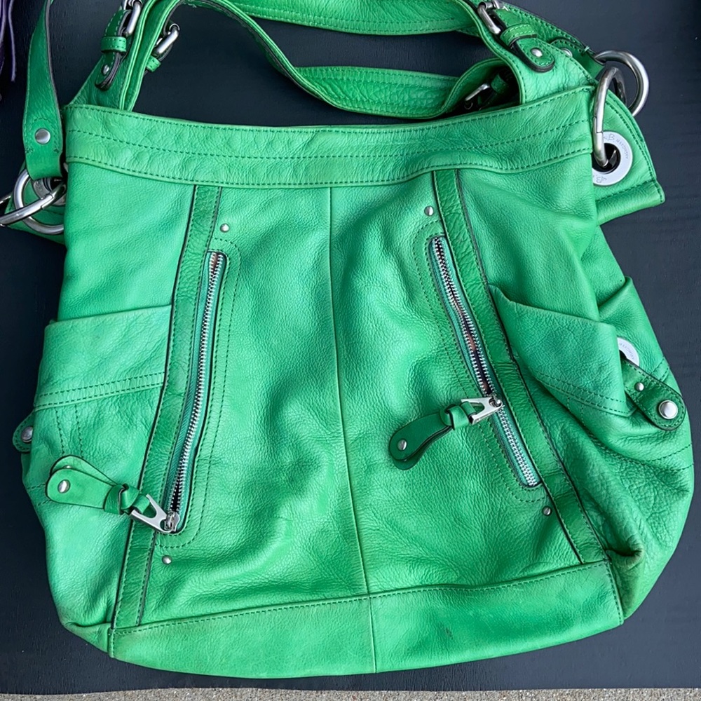 B. Makowsky Green Hand bag